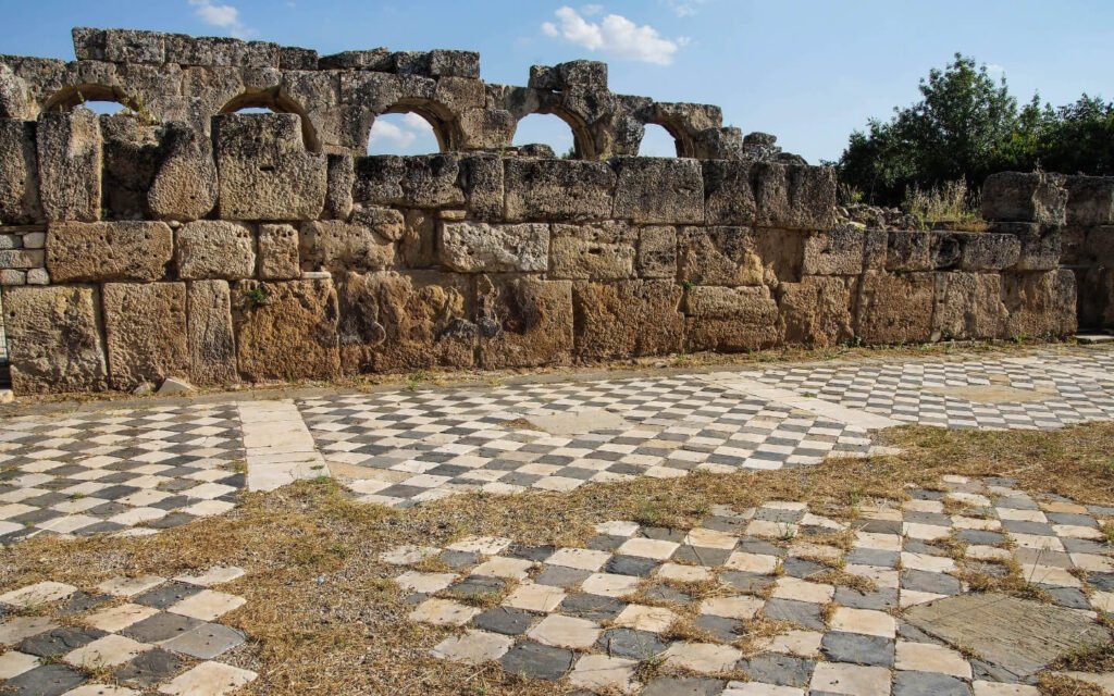 DAILY APHRODISIAS TOUR 4