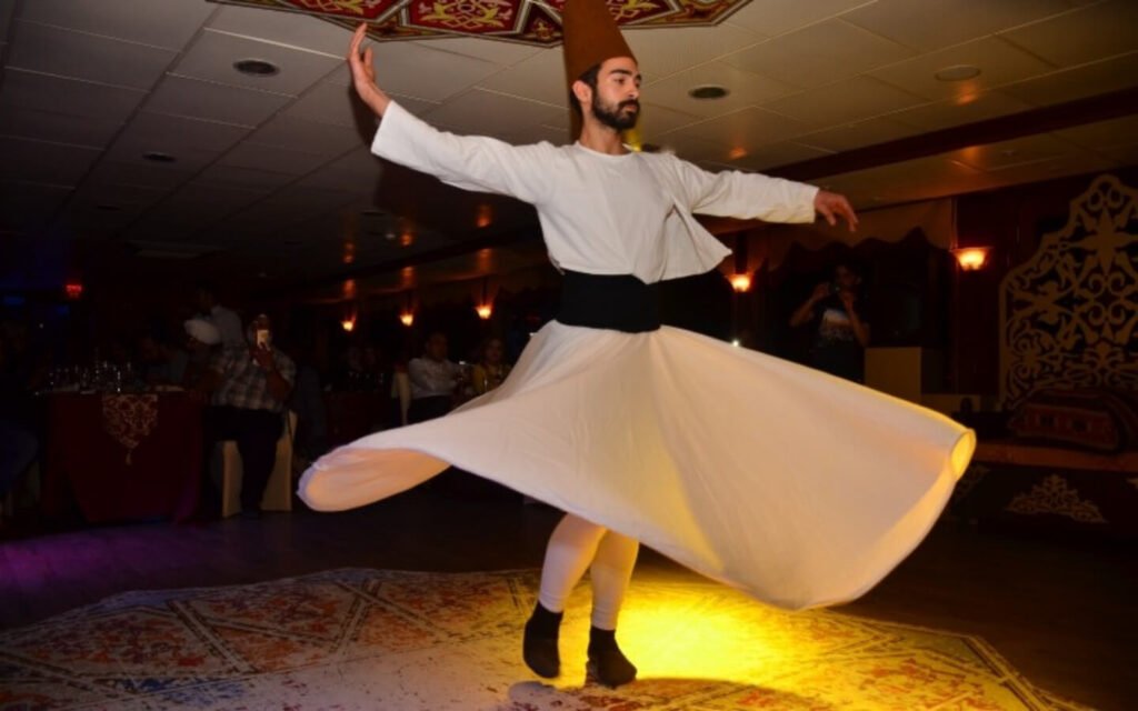 DINNER CRUISE ON THE BOSPHORUS 2