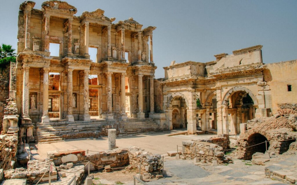 GALLIPOLI & TROY & PERGAMUM & EPHESUS TOUR 4