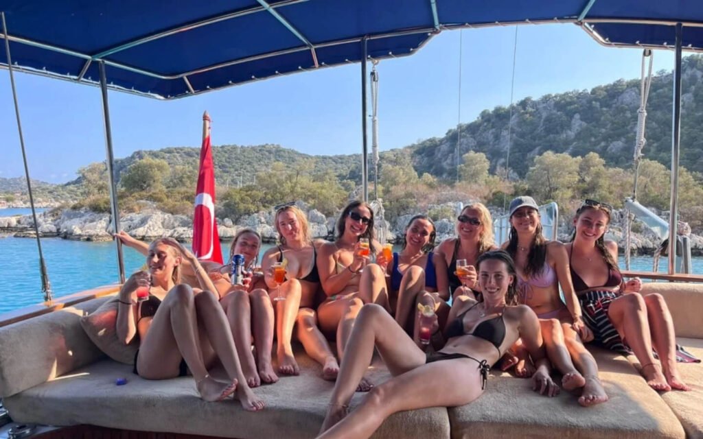 MIXED AGE TURKEY SAILING TOUR 4