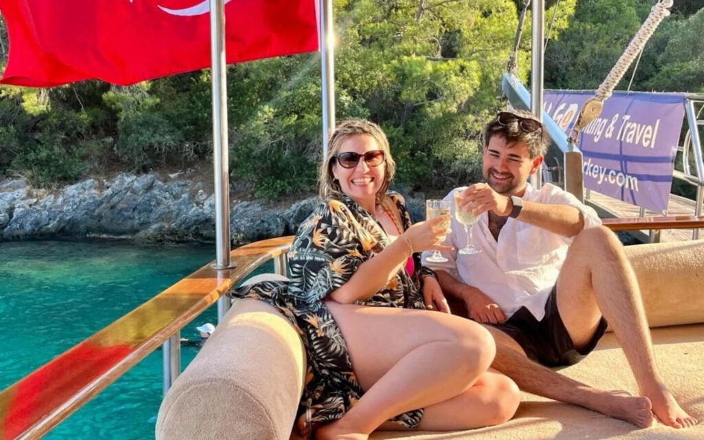 PREMIUM GULET CHARTER 5