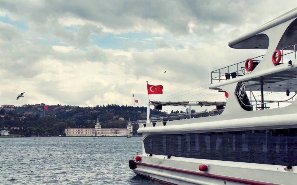 SPICE BAZAAR & BOSPHORUS TOUR 1