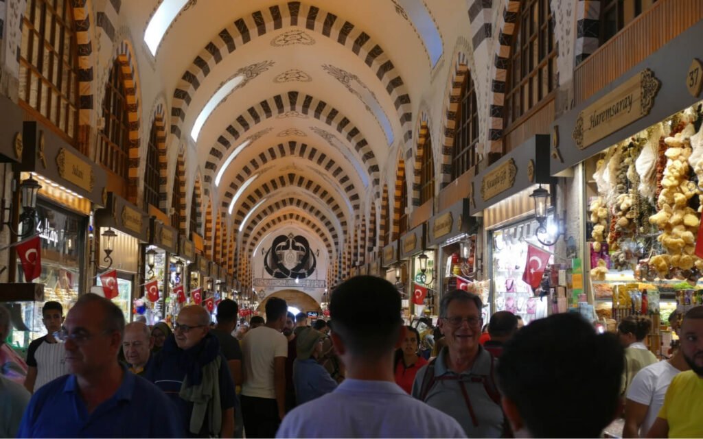 SPICE BAZAAR & BOSPHORUS TOUR 5