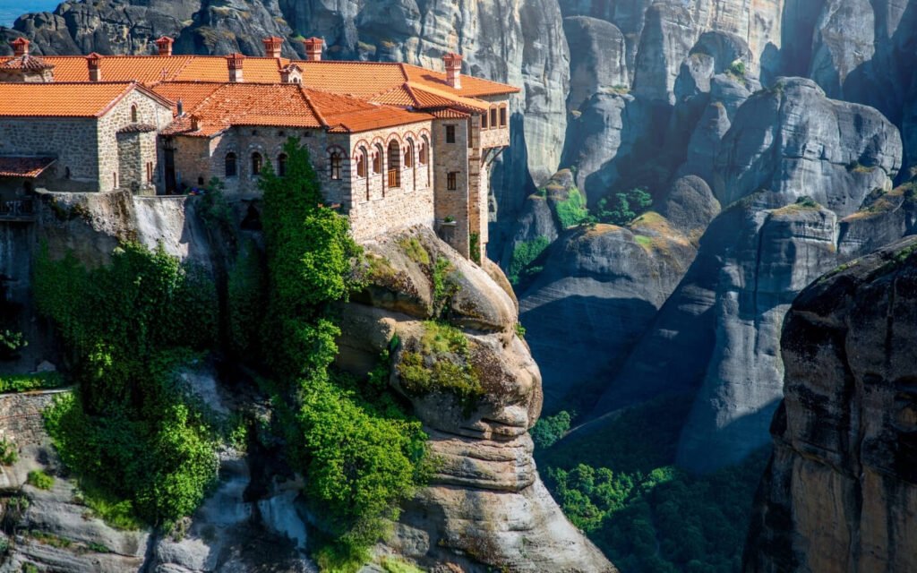 BEACH DAYS & JAW-DROPPING VIEWS 2