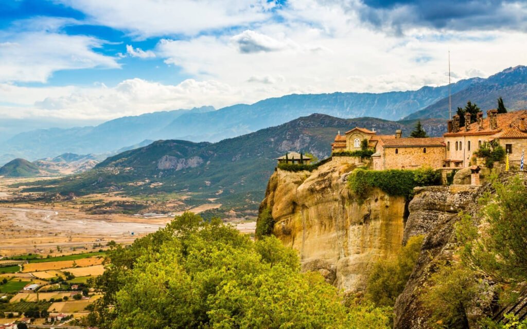 CLASSICAL GREECE AND HER ISLAND JEWELS 2