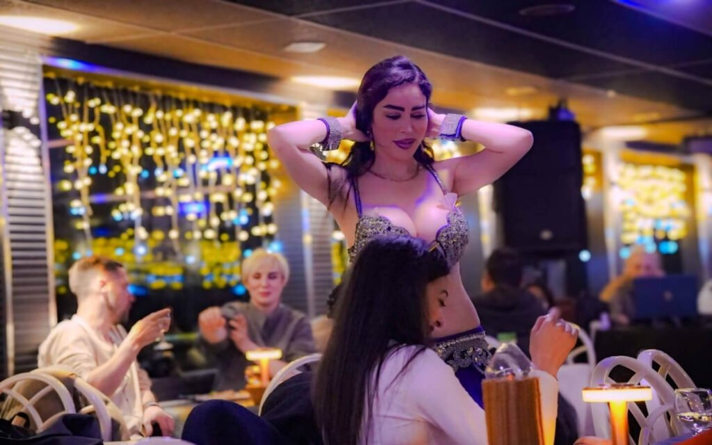 CLOSE TO SHOW PRİVATE TABLE NO ALCOHOL 2