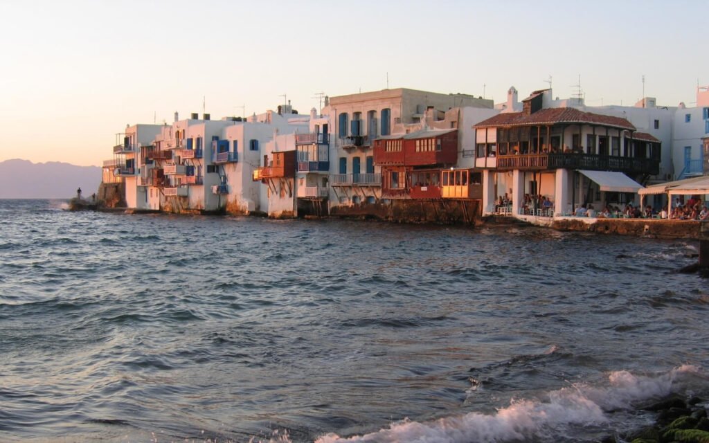 DISCOVER THE GREEK ISLANDS 1