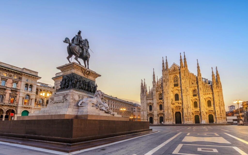 MILAN DUOMO CATHEDRAL ROOFTOP TOUR 1