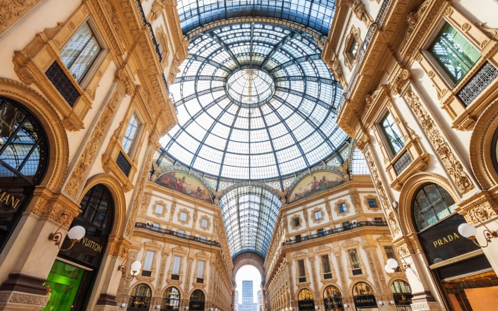MILAN FASHION DAY TOUR 1