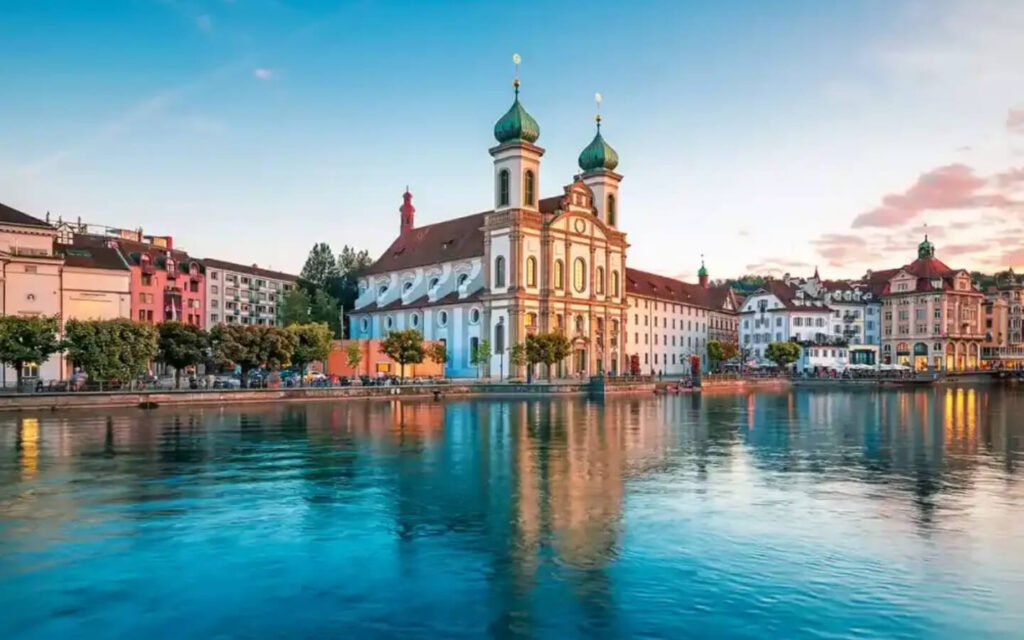 Swiss Cheese & Wine Discovery 3