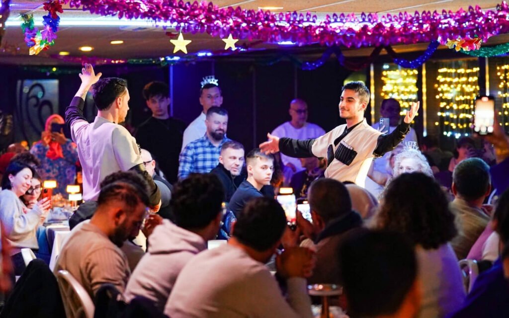 VIP PRİVATE TABLE WİTH ALCOHOL 3