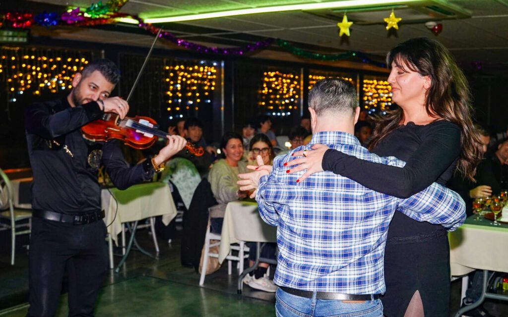 VIP PRİVATE TABLE WİTH ALCOHOL 4