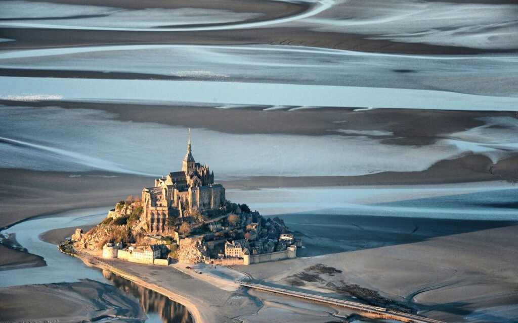 PARIS, LOIRE CASTLES & NORMANDY