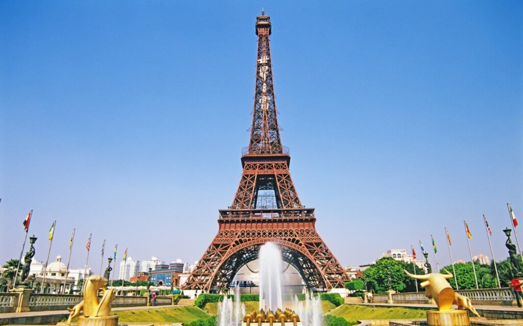 NORMANDY, MONT-SAINT-MICHEL & VERSAILLES